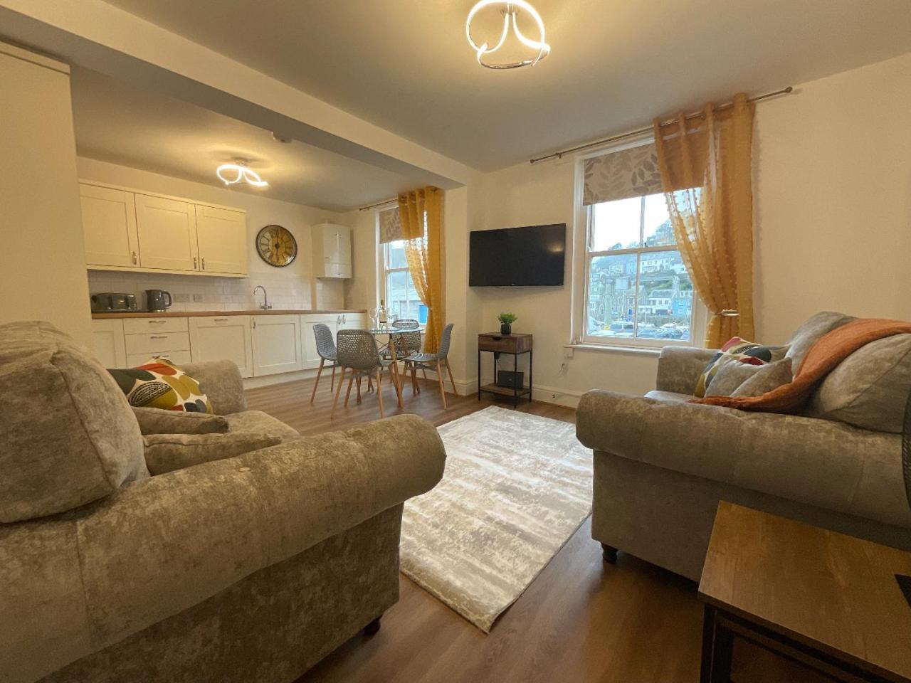 Gregory Flats No. 1, By Homeinspire Looe Kültér fotó